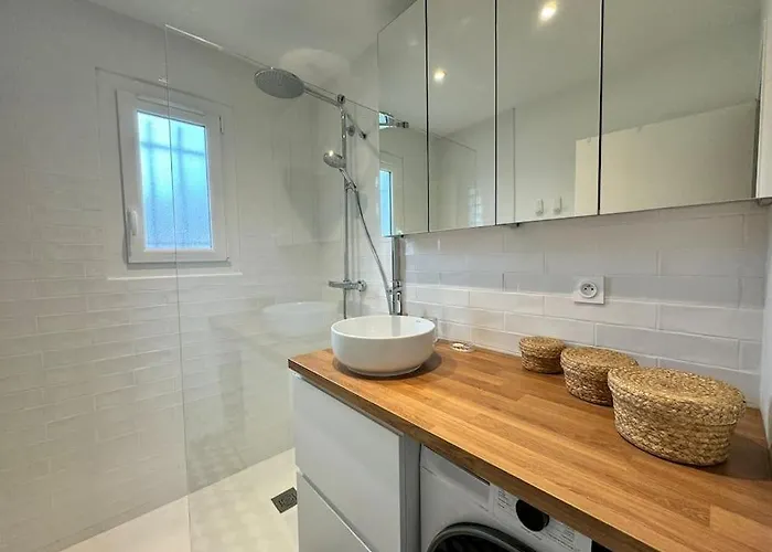 Apartment Le Nid Ruthenois - Clim, Wifi, Netflix & Terrasse Rodez